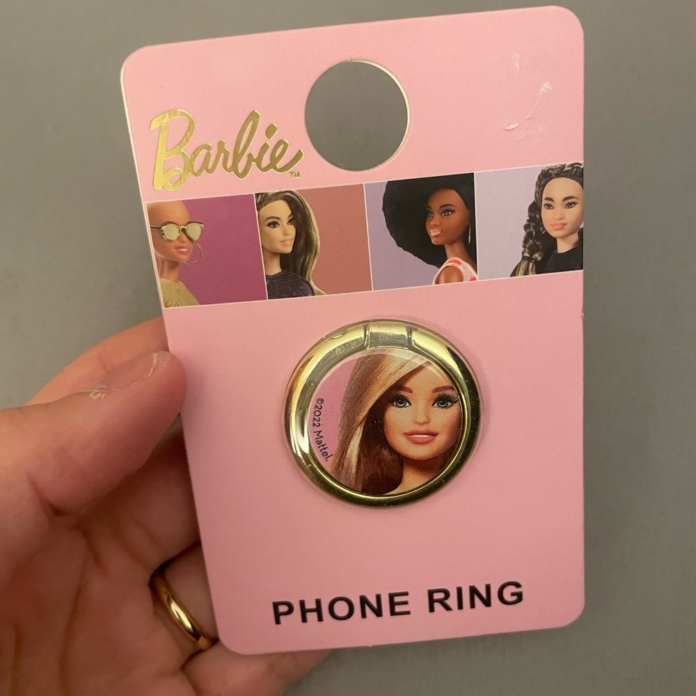 Barbie gold phone ring